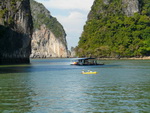 Golf von Phang Nag Seakayak  Inseln in Richtung Norden Schiff und Kajak (TH).